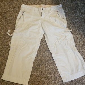 White Cargo Capri